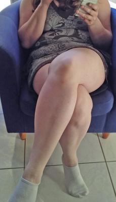 Sexy curvy wife with sexy thick legs