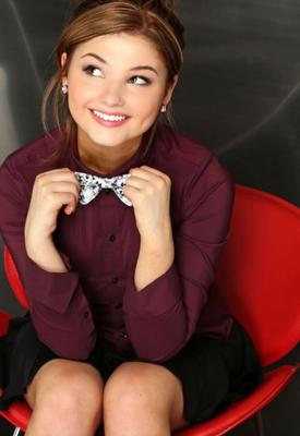 Stefanie Scott : Disney Teenie Bombshell ????