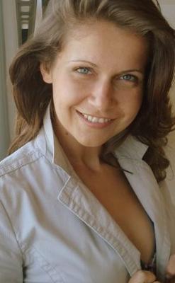 Cute amateur wife