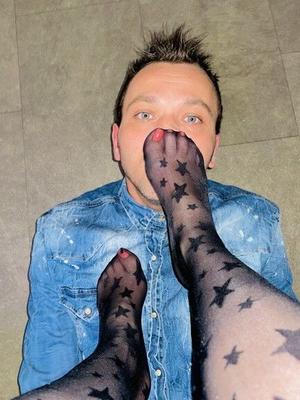Footsmother by Stepsister