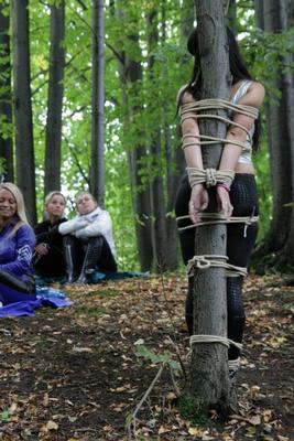 Bondage LESBIAN
