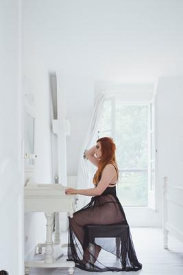 Chicas suicidas - Lovia - Oscuridad brillante