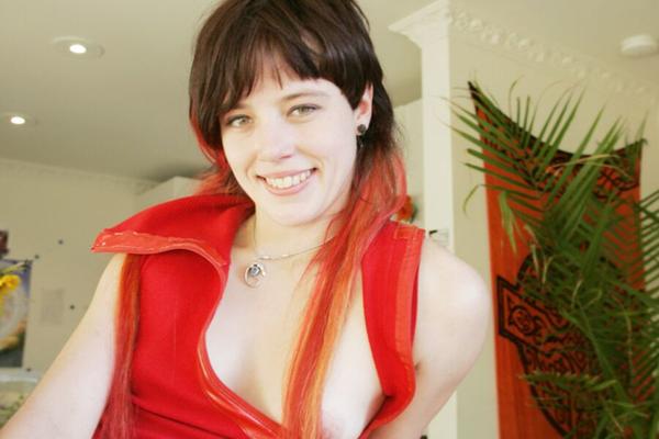 Favorite girl - Nina (GOW) -