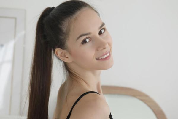 Leona Mia - Naked And Sexual