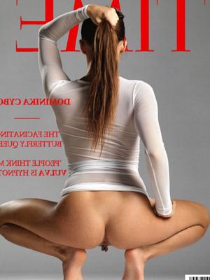 Portada de la revista Fake Time con Dominika C
