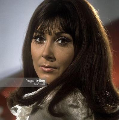 ANITA HARRIS