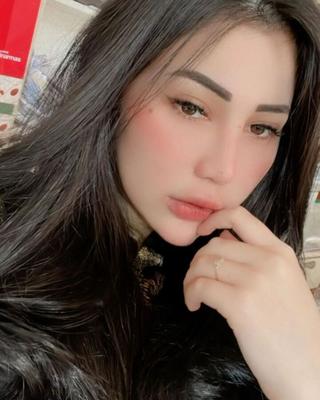 Indonesian Model - Fifie Fy