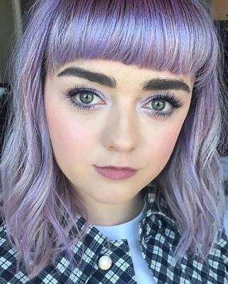 Celebridades que me ponen dura - Maisie Williams