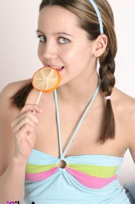 Andi Pink - Orange Pop