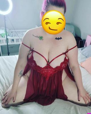 Ella publicará cualquier foto que quieras de ella en Insta JustYourDream