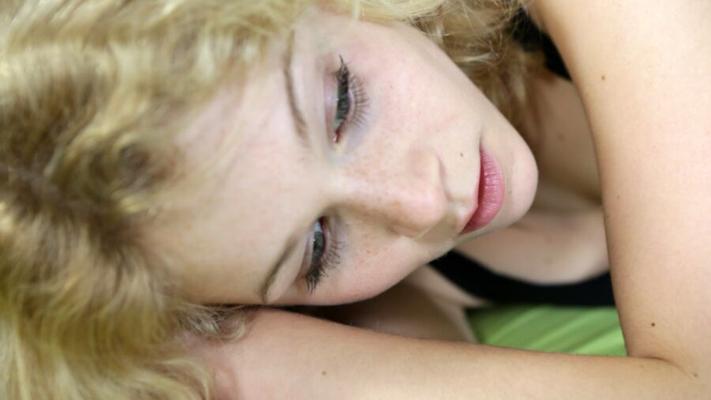 young amateur girl # II