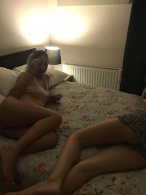 Embarazada con un consolador