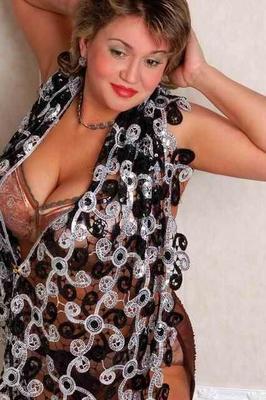 Evgenia de Rusia con cuerpo maduro perfecto NN