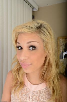 Rubia Caliente IV