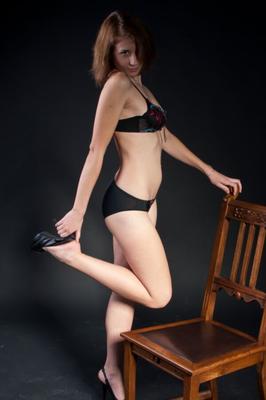 CharmModels Elizabeth Estreno