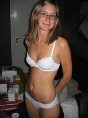 Shy Girlfriend Finally Posed