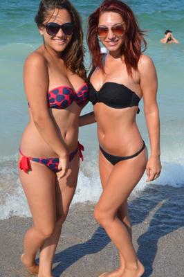 Mihaela and Ionela_highres