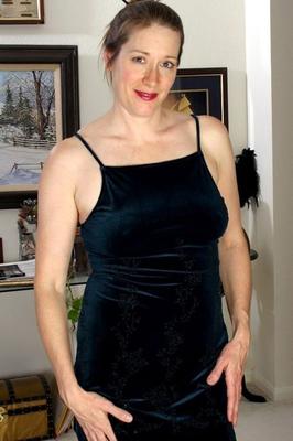 Paula. Nice MILF
