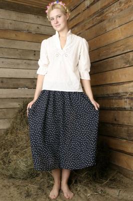 Anna - On The Hay