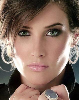 Celebs who want cum on their face