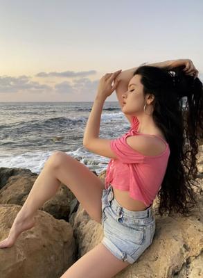 Ariana Mun – Oguri