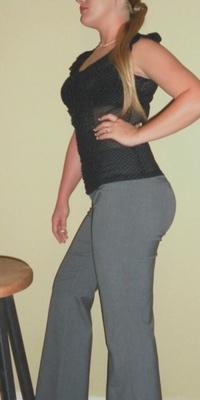 fille blonde de bureau