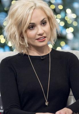 Tuppence middleton vol.