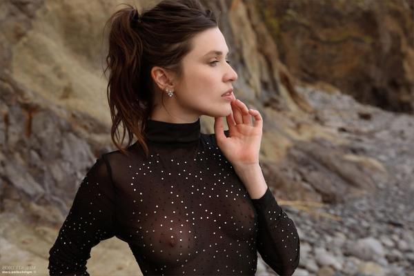 Amelia   Seaside Mistress