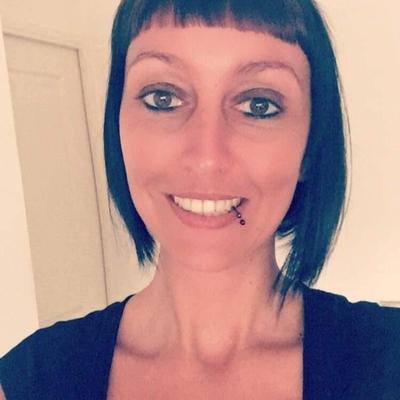 French MILF's Face that deserves cum