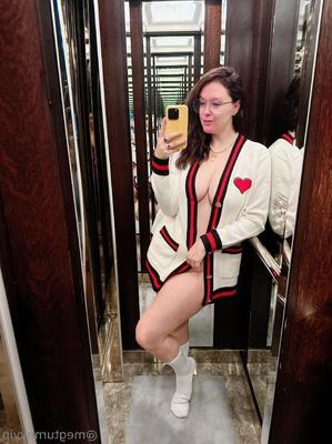 Meg T Mirror