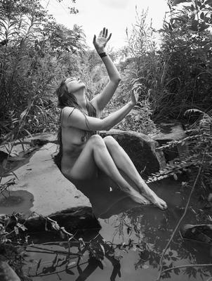 Jana`s Lecherous Reflections in Monochrome 4479
