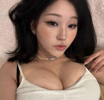 Hyoon Thick Asian