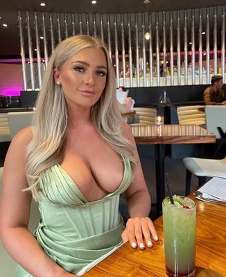 Chavs, Non Nude, Green 1.