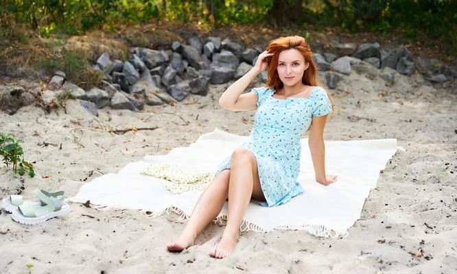 Redhead TISHA Sunny afternoon