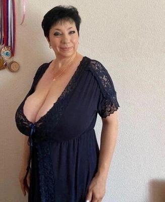 Candid Big Breasts #