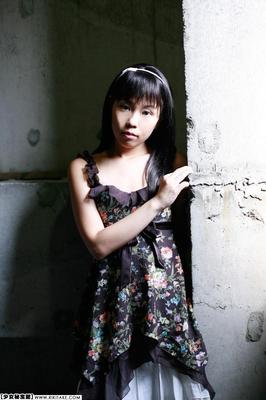 日本のヌードモデルKaede Nishida
