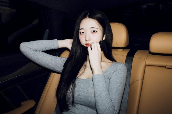 Yeon Woo [Moon Night Snap]あなたのみのVol。
