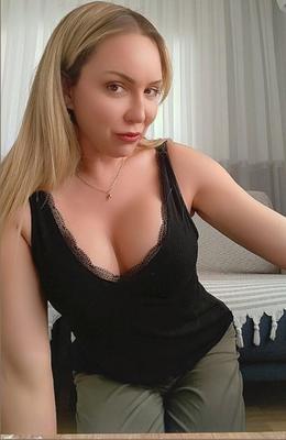 TURKISH WIFE 