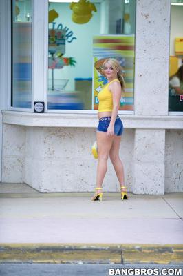 Sophie Dee Out and about