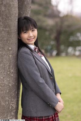日本のヌードモデルMika Hanai
