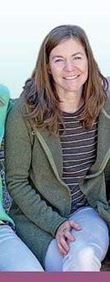  Dr. Keely Hanson showed her tits at mardi gras 