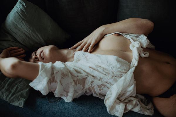 Blueberry Boudoir Shoot At Home