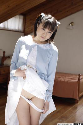 japanese nude model Suzune Wakakusa