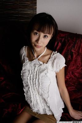 japanese nude model Momoko Suzuki