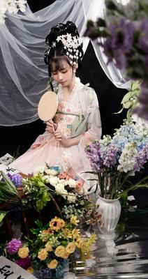 Chinese Flower Courtesan