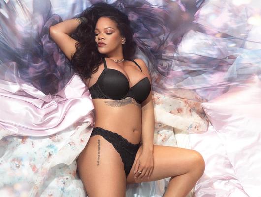Rihanna for Savage x Fenty Mosaic Lace ()