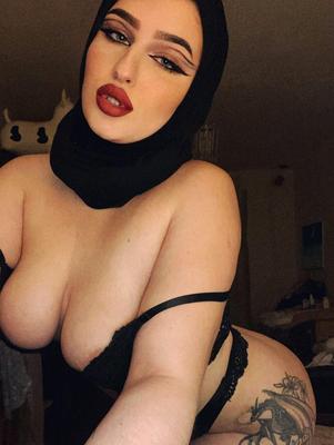 Hijab mom bimbo