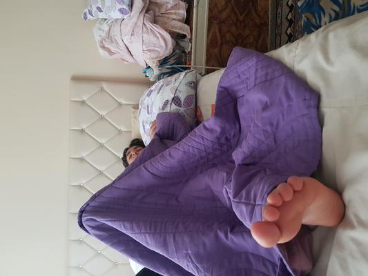 ネバヤルシントルコの眠っているピンクのソール