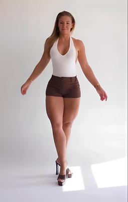 Milf thighs I cum to